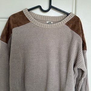 Sweater , not worn a lot
